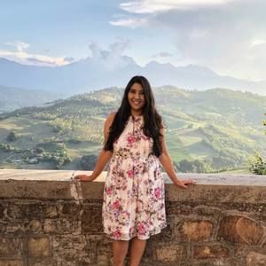 Meet your Posher, Ashley